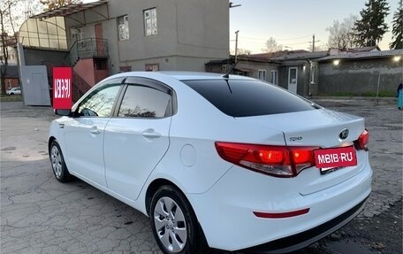 KIA Rio III рестайлинг, 2015 год, 1 050 000 рублей, 4 фотография