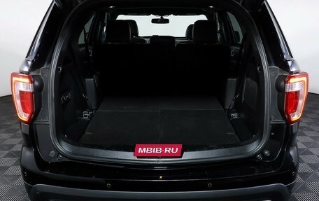 Ford Explorer VI, 2017 год, 2 989 000 рублей, 9 фотография