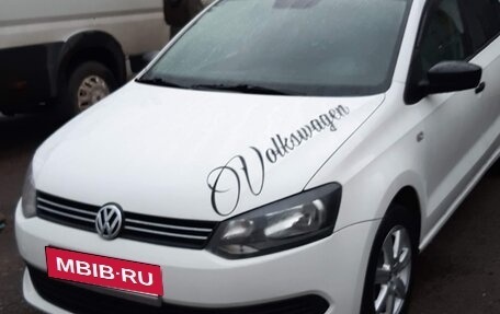 Volkswagen Polo VI (EU Market), 2013 год, 470 000 рублей, 1 фотография