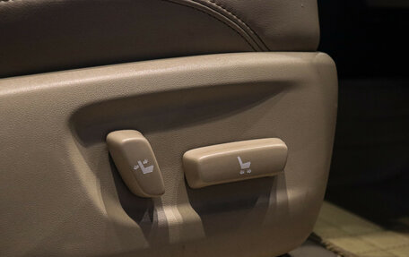 Toyota Land Cruiser Prado 150 рестайлинг 2, 2021 год, 7 000 000 рублей, 8 фотография