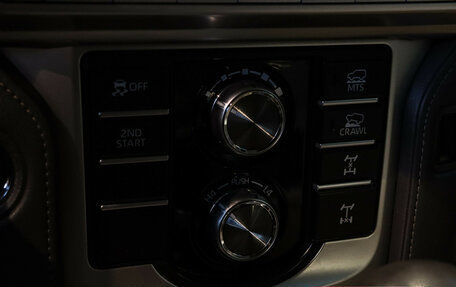 Toyota Land Cruiser Prado 150 рестайлинг 2, 2021 год, 7 000 000 рублей, 20 фотография