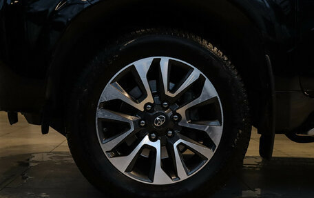 Toyota Land Cruiser Prado 150 рестайлинг 2, 2021 год, 7 000 000 рублей, 26 фотография