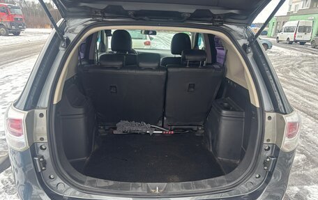 Mitsubishi Outlander III рестайлинг 3, 2014 год, 1 550 000 рублей, 13 фотография