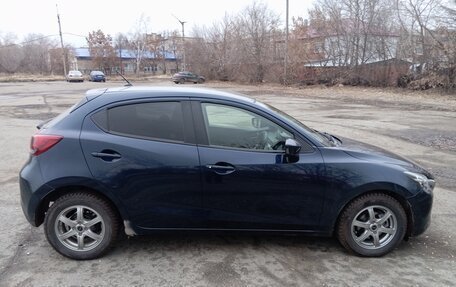 Mazda Demio IV, 2016 год, 1 000 000 рублей, 6 фотография