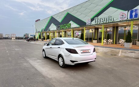 Hyundai Solaris II рестайлинг, 2015 год, 535 000 рублей, 3 фотография