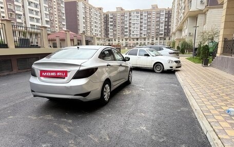 Hyundai Solaris II рестайлинг, 2015 год, 535 000 рублей, 9 фотография