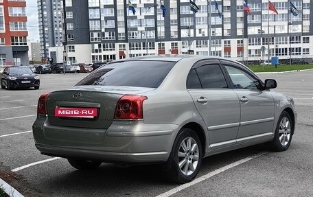 Toyota Avensis III рестайлинг, 2003 год, 798 000 рублей, 4 фотография