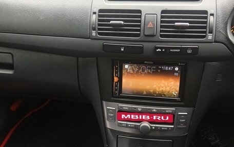 Toyota Avensis III рестайлинг, 2003 год, 798 000 рублей, 15 фотография