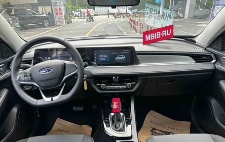 Ford Focus IV, 2022 год, 999 013 рублей, 10 фотография