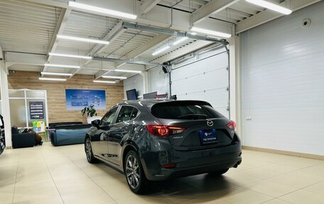 Mazda Axela, 2017 год, 1 499 999 рублей, 4 фотография