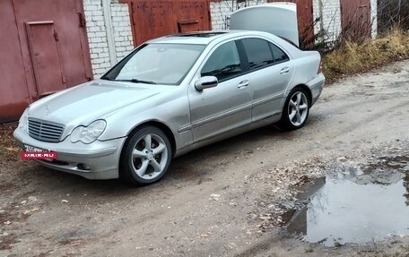 Mercedes-Benz C-Класс, 2003 год, 550 000 рублей, 5 фотография