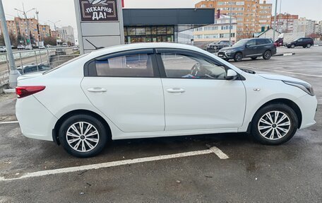 KIA Rio IV, 2019 год, 910 000 рублей, 5 фотография