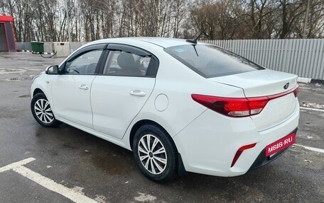 KIA Rio IV, 2019 год, 910 000 рублей, 7 фотография