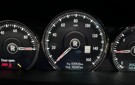 Rolls-Royce Cullinan, 2020 год, 36 000 000 рублей, 4 фотография