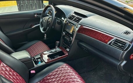 Toyota Camry, 2011 год, 1 250 000 рублей, 10 фотография