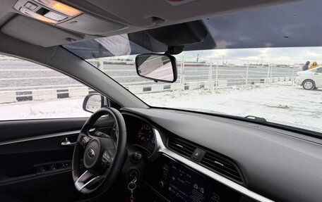 KIA Rio IV, 2021 год, 1 640 000 рублей, 7 фотография