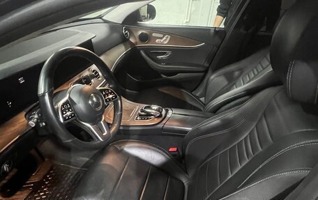 Mercedes-Benz E-Класс, 2018 год, 3 800 000 рублей, 12 фотография