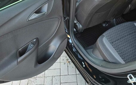 Opel Astra K, 2021 год, 1 950 000 рублей, 11 фотография