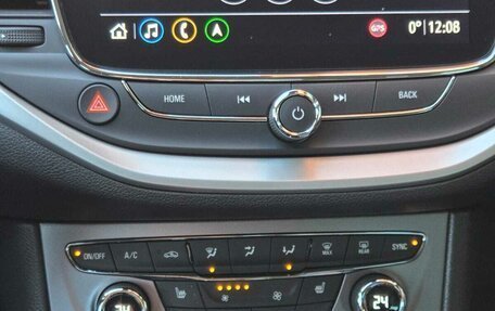 Opel Astra K, 2021 год, 1 950 000 рублей, 20 фотография