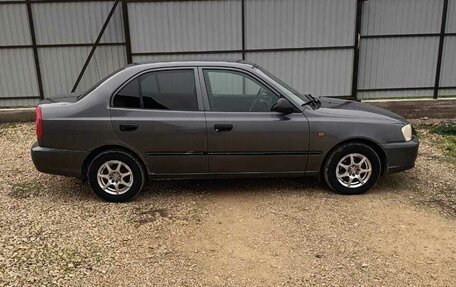 Hyundai Accent II, 2004 год, 350 000 рублей, 3 фотография