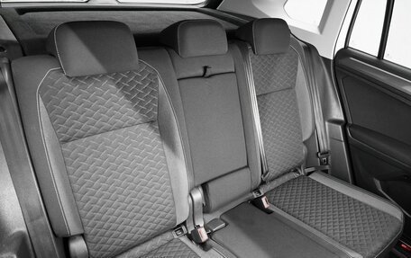 Volkswagen Tiguan II, 2018 год, 2 495 000 рублей, 13 фотография