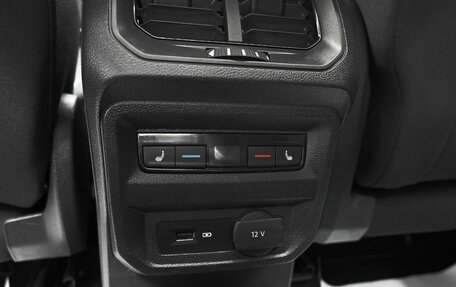 Volkswagen Tiguan II, 2018 год, 2 495 000 рублей, 20 фотография