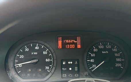 Renault Logan I, 2015 год, 400 000 рублей, 11 фотография