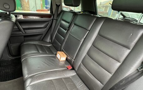 Volkswagen Touareg III, 2006 год, 830 000 рублей, 5 фотография