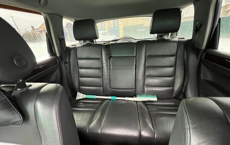 Volkswagen Touareg III, 2006 год, 830 000 рублей, 7 фотография