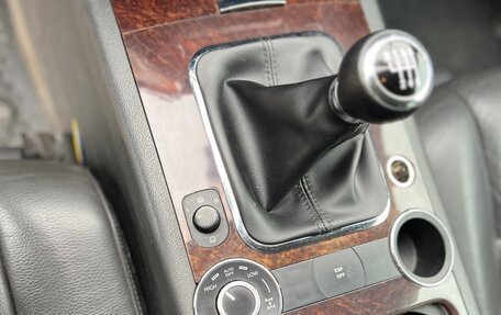 Volkswagen Touareg III, 2006 год, 830 000 рублей, 10 фотография