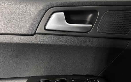 KIA Sportage IV рестайлинг, 2020 год, 2 297 000 рублей, 14 фотография