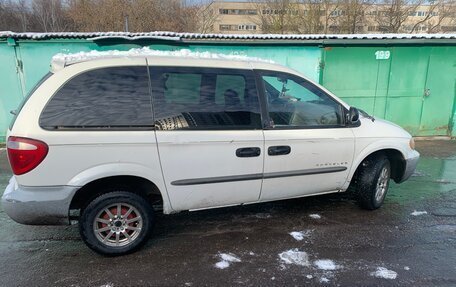 Chrysler Voyager IV, 2001 год, 390 000 рублей, 5 фотография