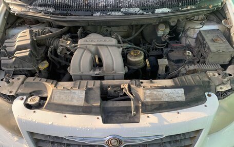 Chrysler Voyager IV, 2001 год, 390 000 рублей, 11 фотография