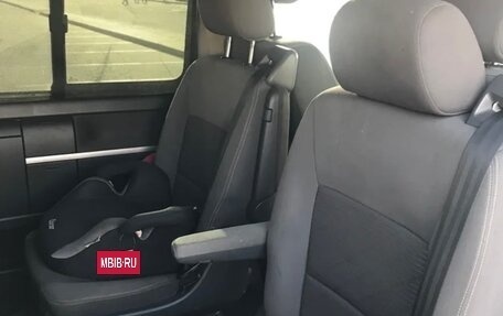 Volkswagen Multivan T5, 2010 год, 2 000 000 рублей, 7 фотография