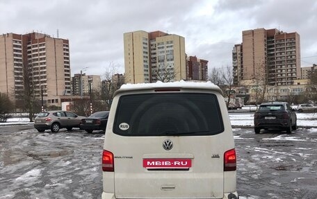 Volkswagen Multivan T5, 2010 год, 2 000 000 рублей, 2 фотография