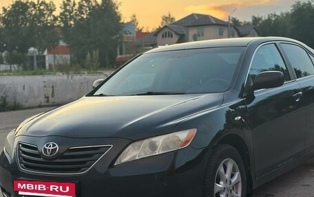 Toyota Camry, 2008 год, 825 000 рублей, 2 фотография