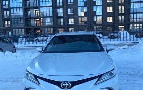 Toyota Camry, 2021 год, 3 500 000 рублей, 1 фотография