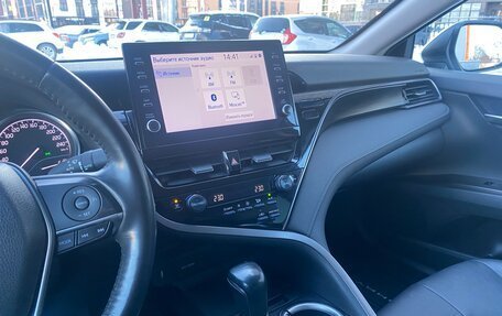 Toyota Camry, 2021 год, 3 500 000 рублей, 7 фотография