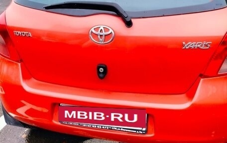 Toyota Yaris III рестайлинг, 2007 год, 450 000 рублей, 3 фотография