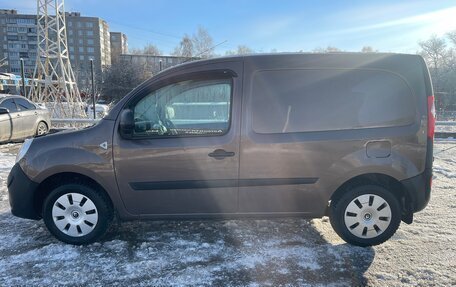 Renault Kangoo II рестайлинг, 2013 год, 700 000 рублей, 2 фотография