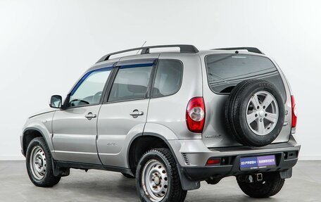 Chevrolet Niva I рестайлинг, 2015 год, 758 888 рублей, 2 фотография