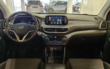 Hyundai Tucson III, 2018 год, 2 197 000 рублей, 12 фотография