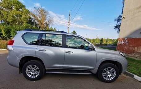 Toyota Land Cruiser Prado 150 рестайлинг 2, 2012 год, 3 100 000 рублей, 18 фотография