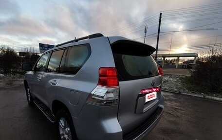 Toyota Land Cruiser Prado 150 рестайлинг 2, 2012 год, 3 100 000 рублей, 10 фотография