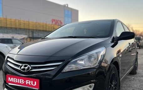 Hyundai Solaris II рестайлинг, 2016 год, 950 000 рублей, 2 фотография