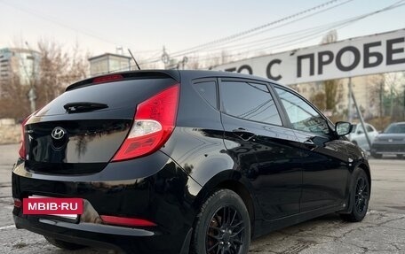 Hyundai Solaris II рестайлинг, 2016 год, 950 000 рублей, 3 фотография