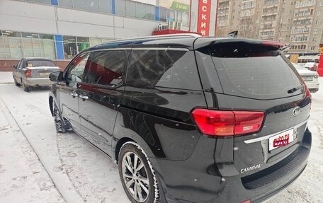 KIA Carnival III, 2018 год, 2 500 000 рублей, 26 фотография