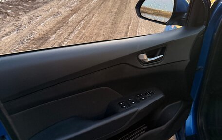 Hyundai Solaris II рестайлинг, 2019 год, 1 250 000 рублей, 12 фотография