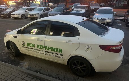 KIA Rio III рестайлинг, 2014 год, 800 000 рублей, 3 фотография