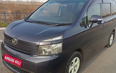 Toyota Voxy II, 2010 год, 1 250 000 рублей, 1 фотография